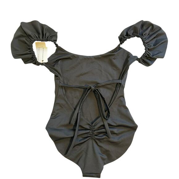 NWT Londre Ruffle Shoulder One Piece Swimsuit Black XS - Picture 3 of 10